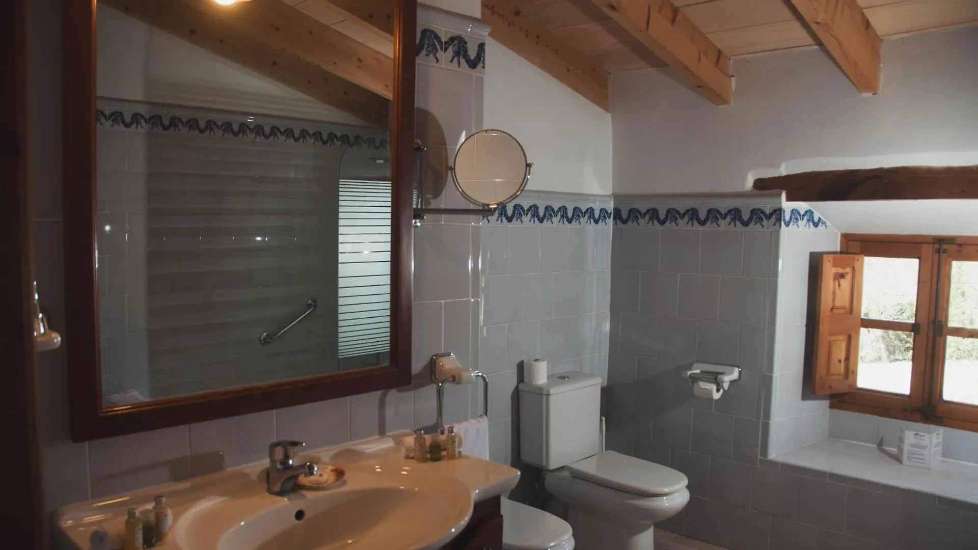 Finca Can Estades Calvia  Hotel